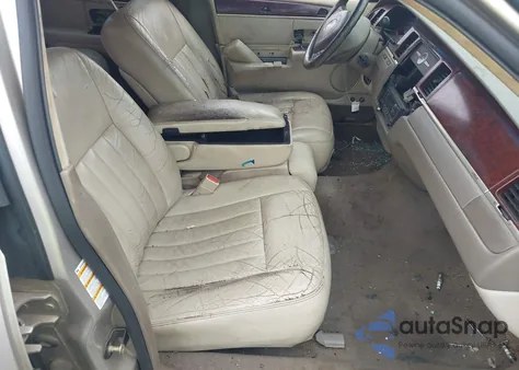 2003 Lincoln Town Car Executive из США, поврежденный, VIN 1LNHM81W43Y700694